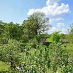 Oresak - Walnut House 度假居