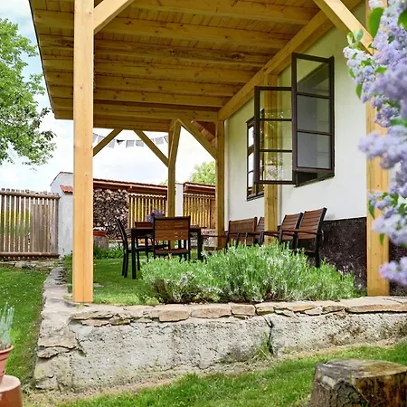 度假居 Oresak - Walnut House Svojsice (Kolin)