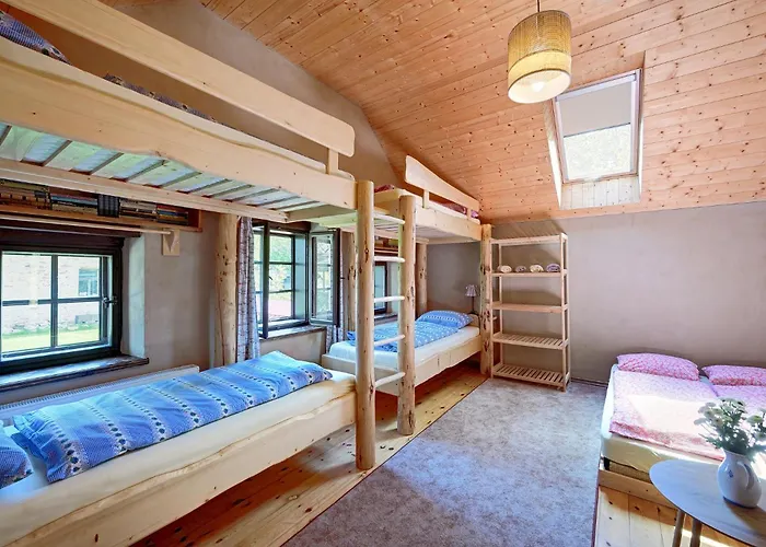 Holiday home Oresak - Walnut House *